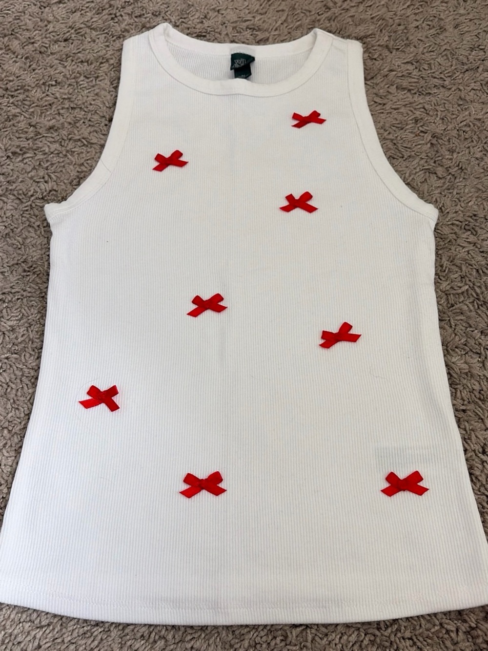 NWOT bow tank top